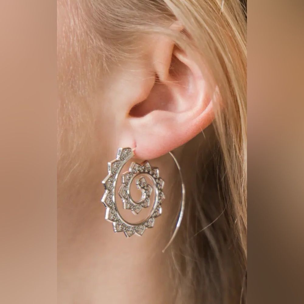 bohoβSpiralβSilverβEarringsβA902